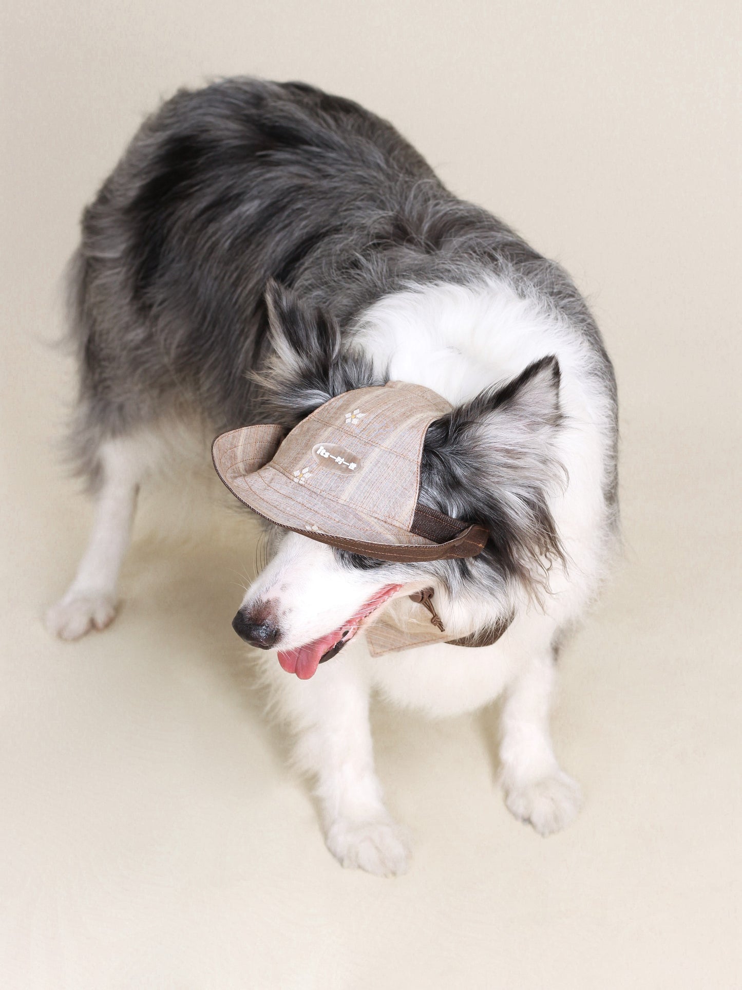 ♥Cowboy is Coming♥ Outdoor Hat & Drool Bib with Cowboy Look