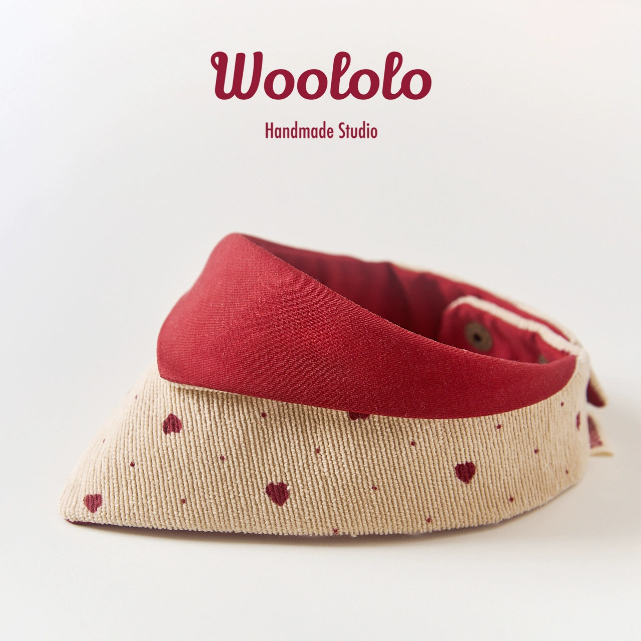 ♥My Heart Barks~♥
Christmas-themed custume corduroy bibs & scarf for cats and dogs with a heart pattern,Customizable name tag