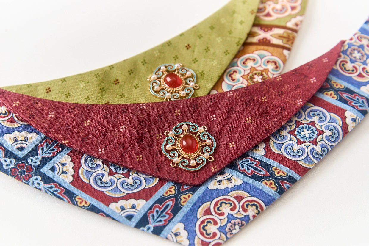 Dunhuang Caisson: Neo-Chinese Style costume bandanas, triangular scarves, accessory and collar for dogs and cats, handmade